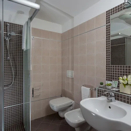 Aurora Mare Hotel 3*