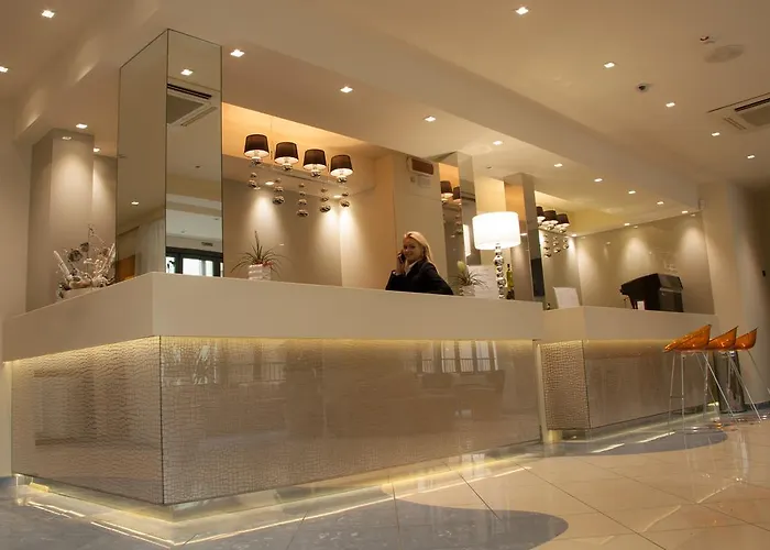 Aurora Mare Hotel 3*