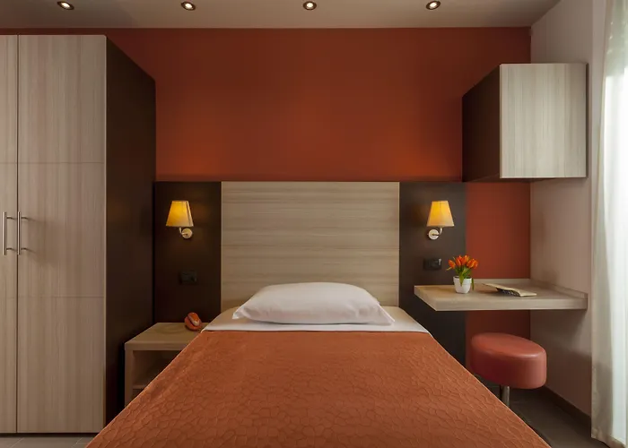 Aurora Mare Hotel 3*