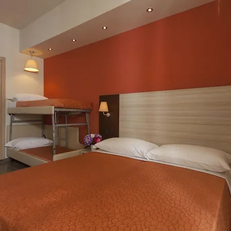 Aurora Mare 3* リミニ